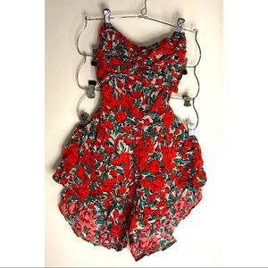 3/$15🍓 Floral print romper